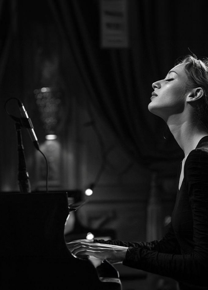 А река течет: Концерт ансамбля Скрыня